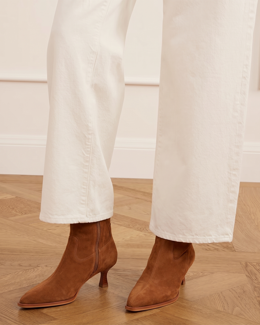 Pointed Toe Ankle Boot Dark Brown Suede